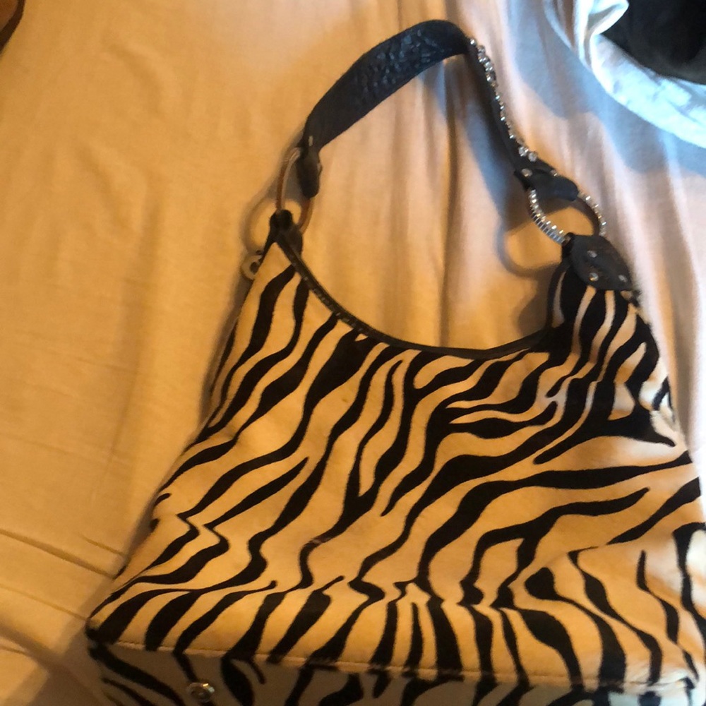 Raviani shoulder bag